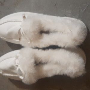 White furry suade ankle boot